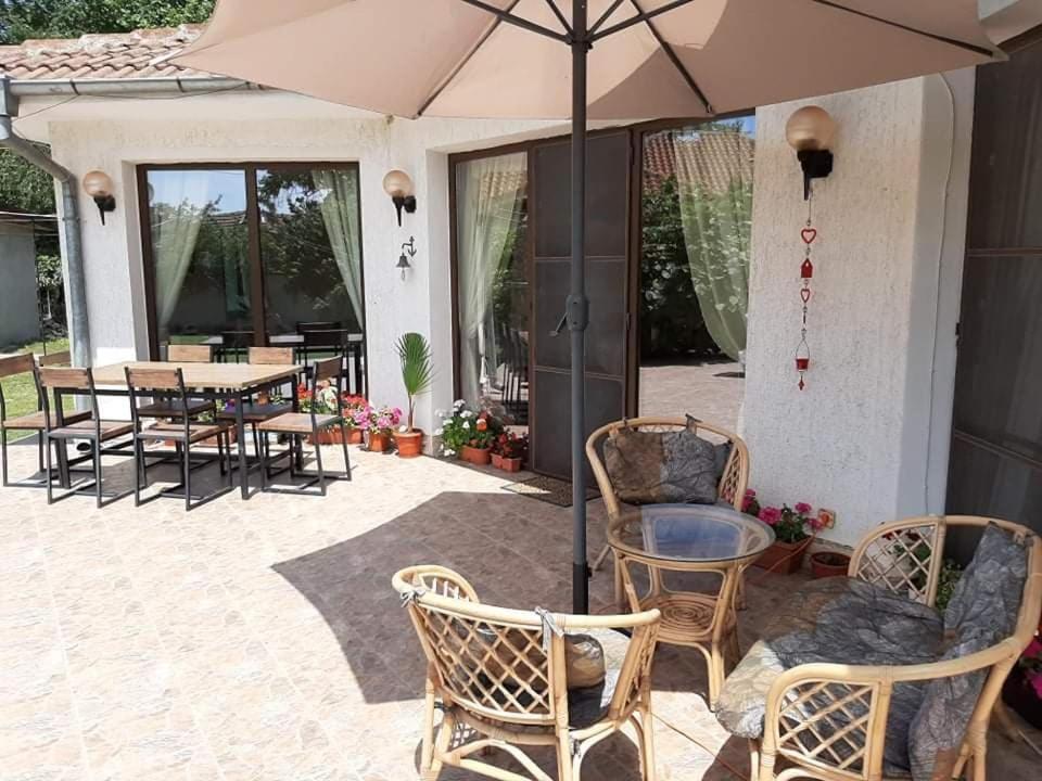 Guesthouse Oasis-Shabla Eksteriør billede